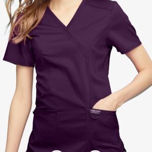 CHEROKEE WORKWEAR REVOLUTION SCRUB SET